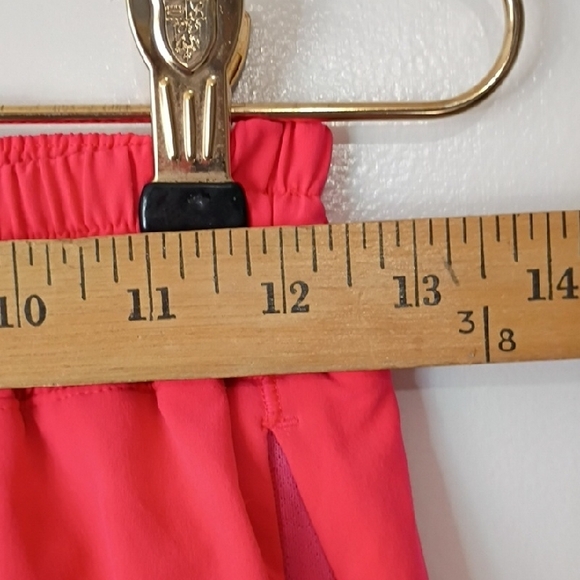 Lululemon Shorts Women's Pink Shorts Size 4 Hotty Hot Pink - Picture 5 of 11